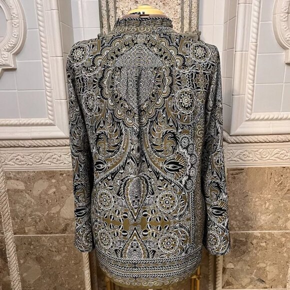 Fever. Sz Large. Border print tan black. Pleated Neck w Tie. Long Sleeve. B28 - Picture 4 of 8